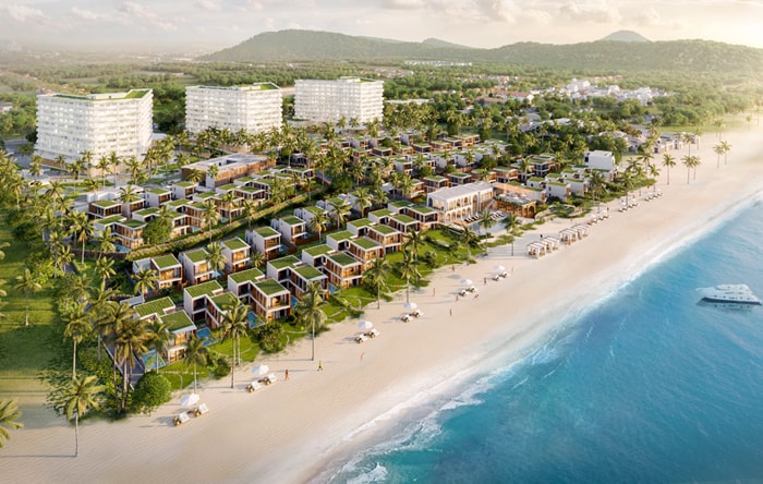 Shantira Beach Resort & Spa đã cất nóc hai tòa căn hộ và 69 căn biệt thự biển để kịp bàn giao cho khách tháng 9.2021, đón làn sóng nghỉ dưỡng, đầu tư