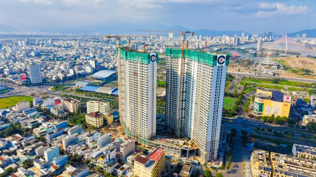 12/2025 – Cất nóc dự án